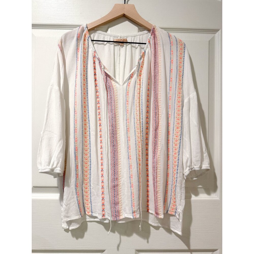 Gibson Latimer White Embroidered Boho Peasant 3/4 Sleeve Light Gauzy Blouse LG
